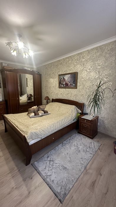 Продаж 3-х кімнатої квартири з автономним опаленням , центр
