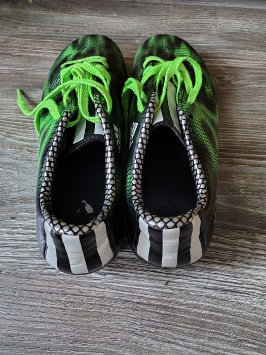 Buty piłkarskie Adidas F10 Fg B35993 korki rozmiar 40