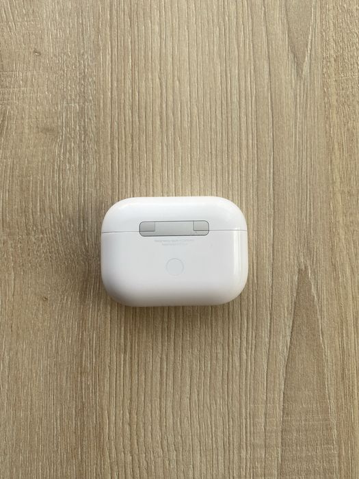 Кейс Airpods pro 2 А2700 A2968