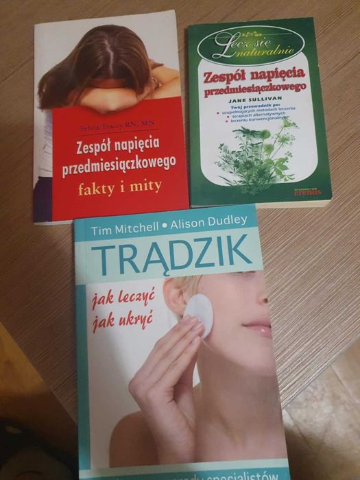 Książki "Trądzik''/ "Zespół napięcia przedmiesiączkowego"