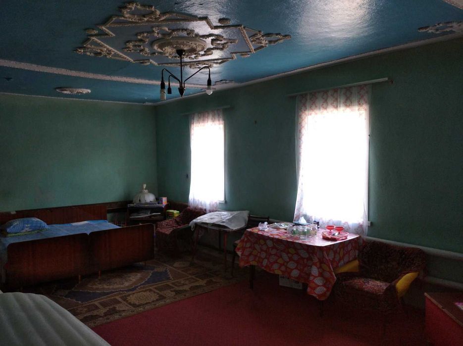 продам свой  дом  для большой семьи в центре села Лысковка