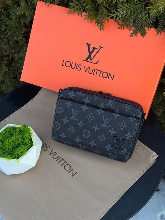 Сумка Louis Vuitton шкіряна чоловіча через плече Lv сумка Луи Витон Лв