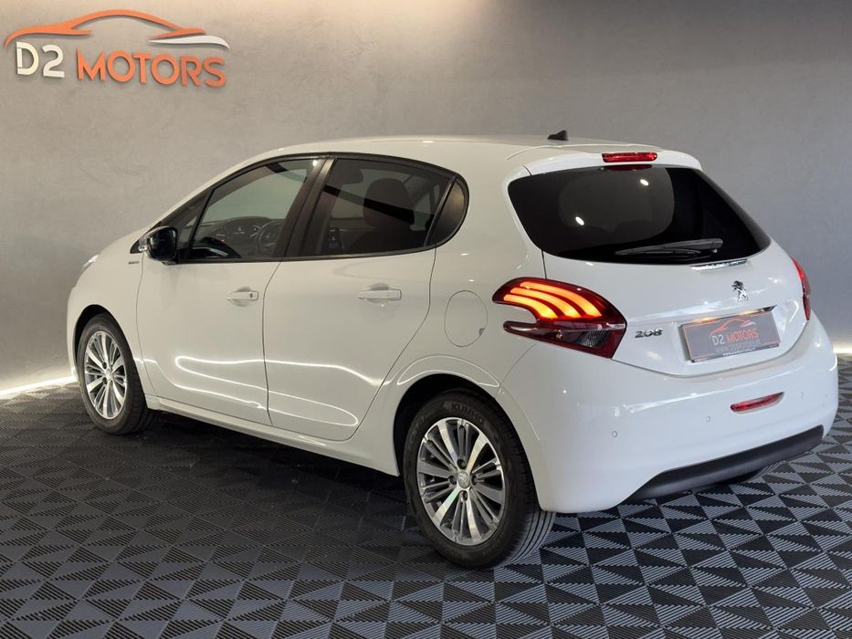 Peugeot 208 1.6 BlueHDi Style