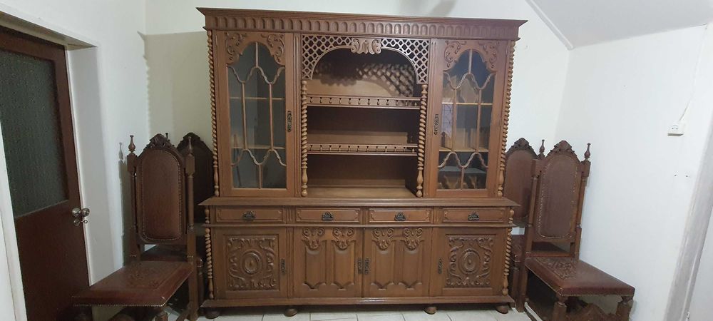 Mobília de Sala em Madeira