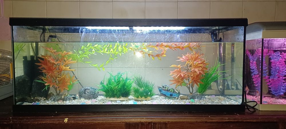 Aquário 1 metro em bom estado