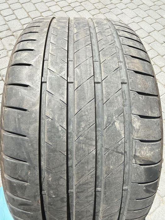 Opony Brigdestone Turanza T005, 255/40R20 2x, 285/35R20 2x DOT0123