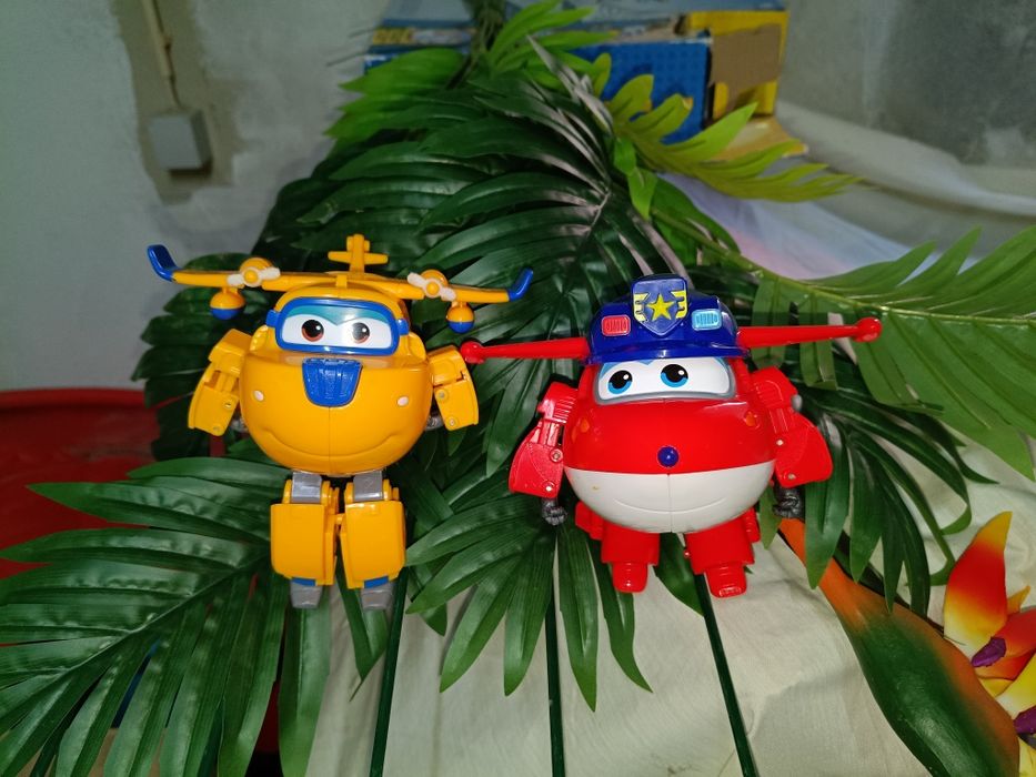 Dois Super Wings