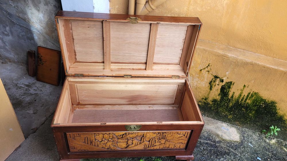 Arca Baú Madeira Africana Cânfora
