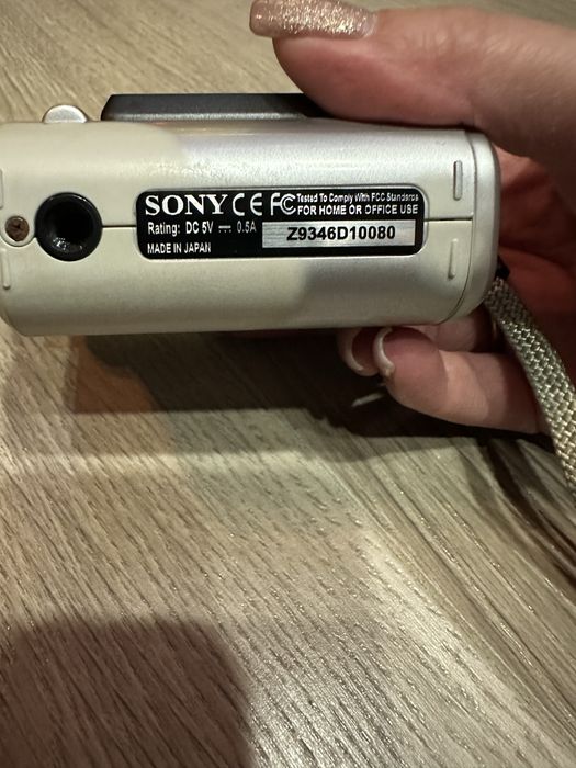 Відеокамера Sony DCR-DV2032.