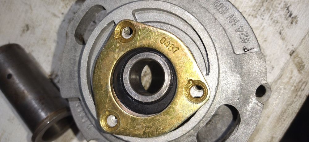 Генератор Урал 12в стан нового! КПП МТ 11