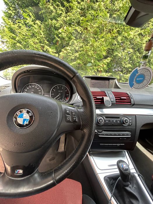 Sprzedam Bmw e87 2010