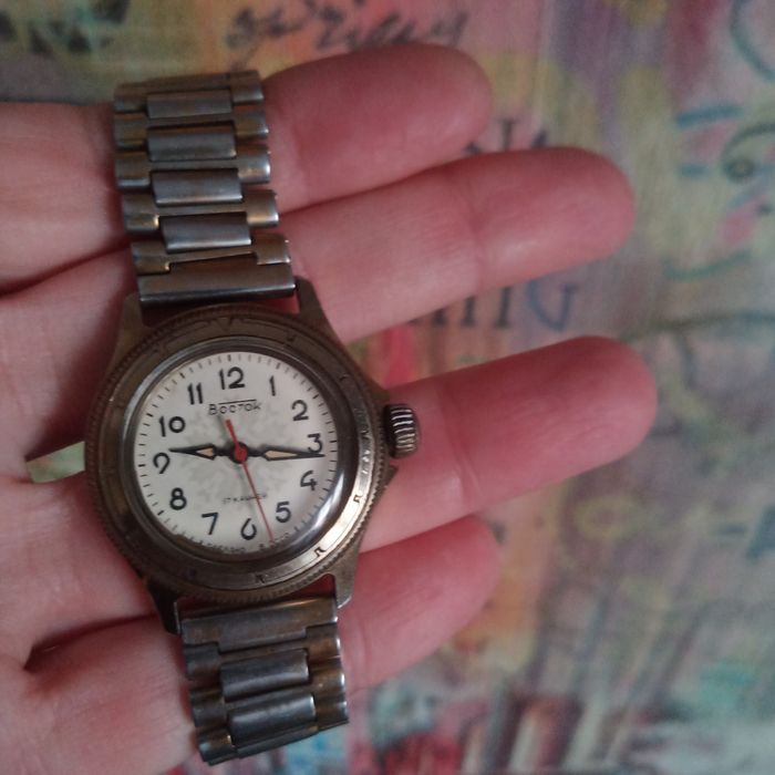 Подарок.Часы Восток.( Снежинка) Сделано в СССР.