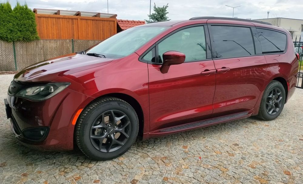 Chrysler Pacifica