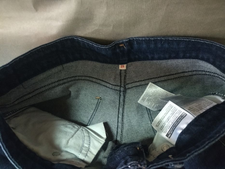 Calções Levis tam. 25 original