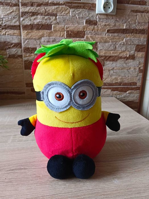 Maskotka. Pluszak Minionek.