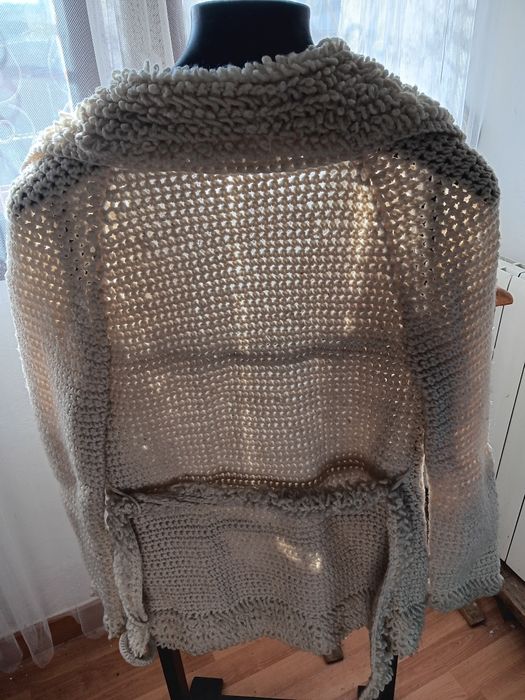Casaco vintage pura lã tricotado à mão