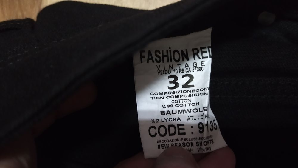 Продам чорні джинси