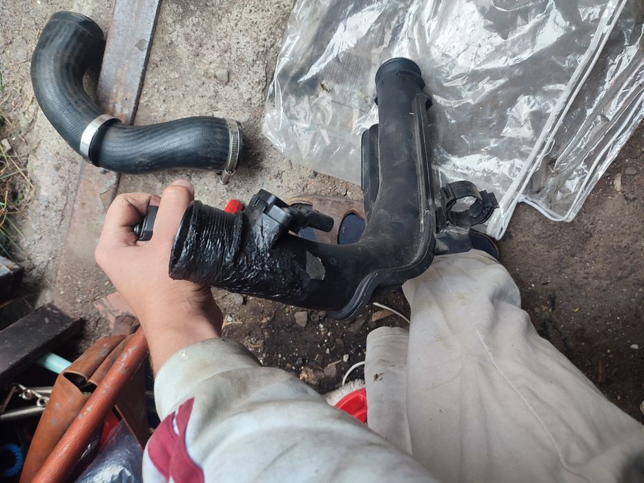 1k0145770ae патрубок інтеркулера