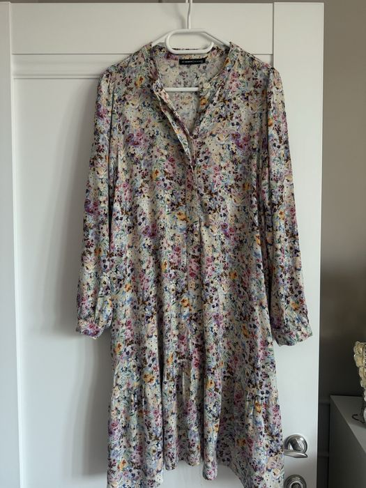 Сукня квіткова з рукавом LC Waikiki розмір 42