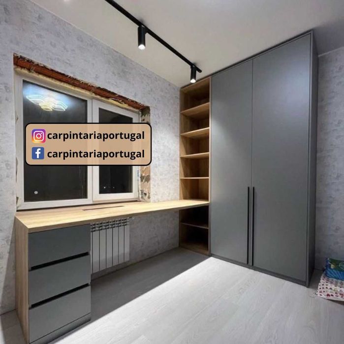 Roupeiros integrados com secretárias