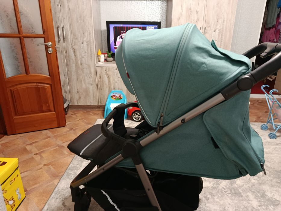 Прогулянкова коляска CARRELLO Bravo CRL-8512/1 Green