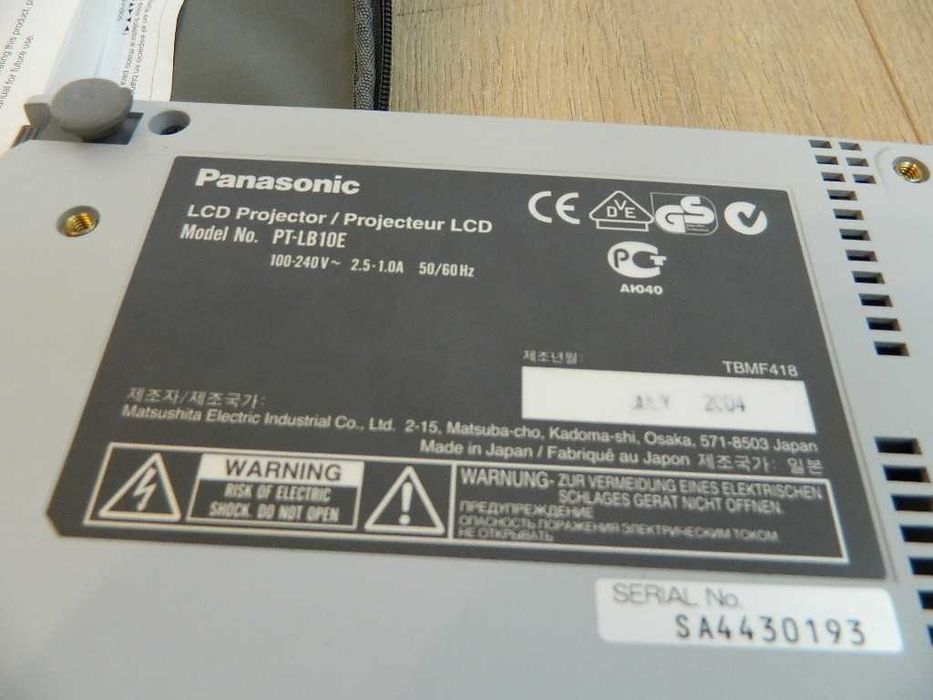 Projektor Panasonic PT-LB10E