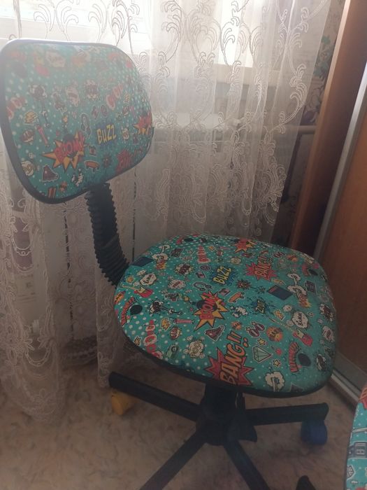 Крісло дитяче офісне комп'ютерне