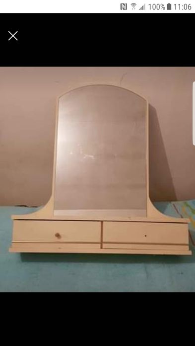 Espelho com gavetas em bom estado64585106220419121