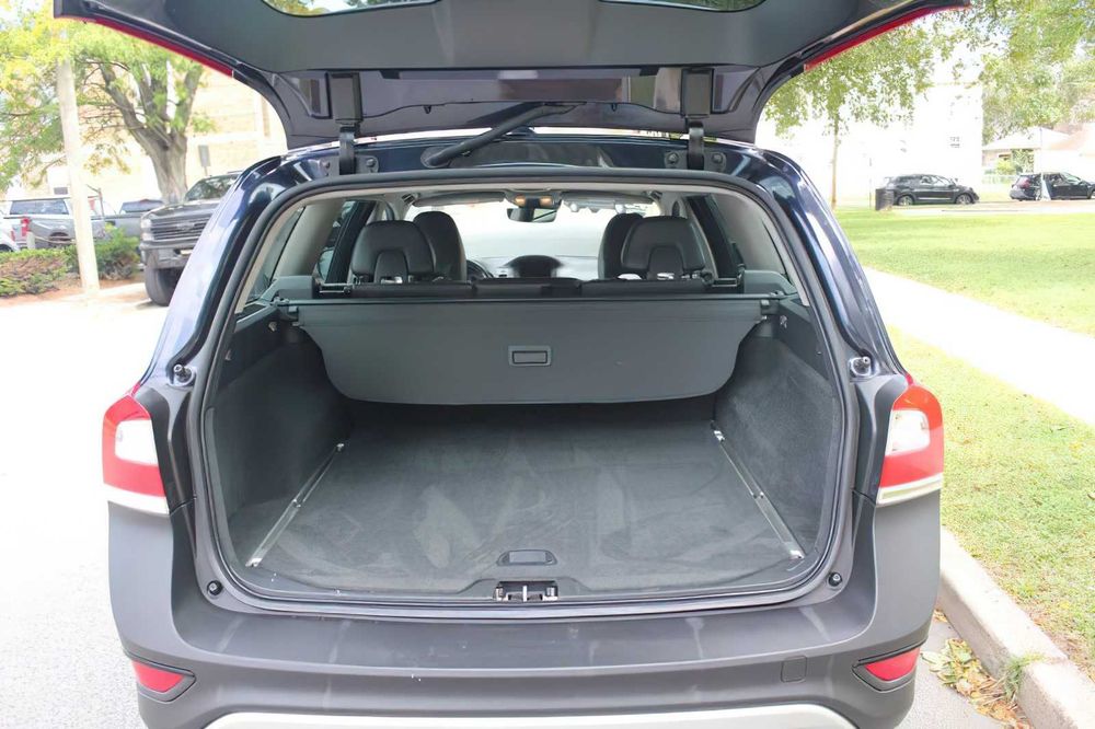 Volvo XC70 T5 Premier      2016
