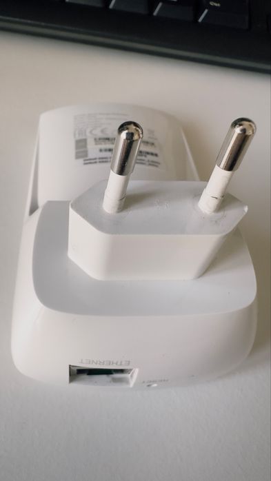 Repetidor de sinal tplink AC750  Modelo:RE200