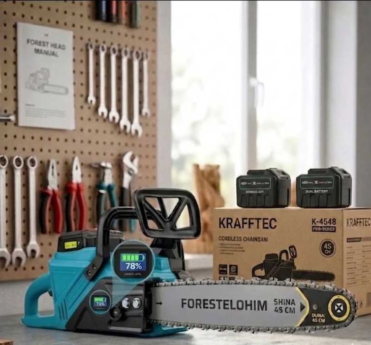 Аккумуляторная цепная БЕСЩЕТОЧНАЯ пила KRAFFTEC Pro-Series (45 см, 2 MAX Двойных х 48V АКБ с дисплеем и масляным баком