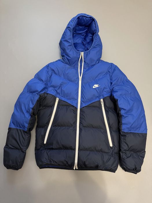 Пуховик Nike Storm-Fit