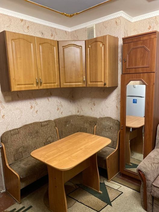 Продам гарну кімнату у гуртожитку на Бєлова