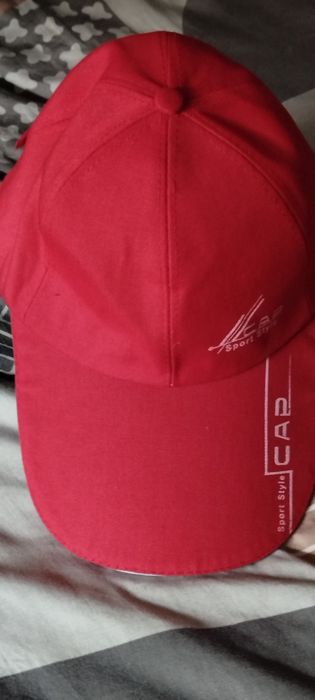 Nowe czapki z daszkiem fashion Sport