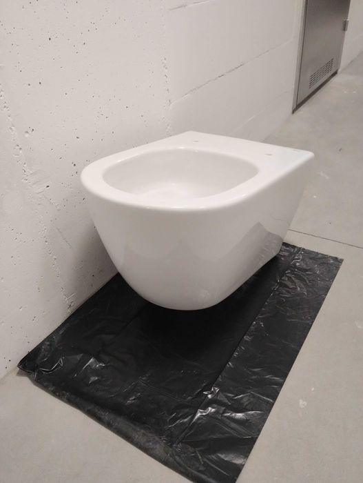 Miska ROCA WC podwieszana Rimless Vortex