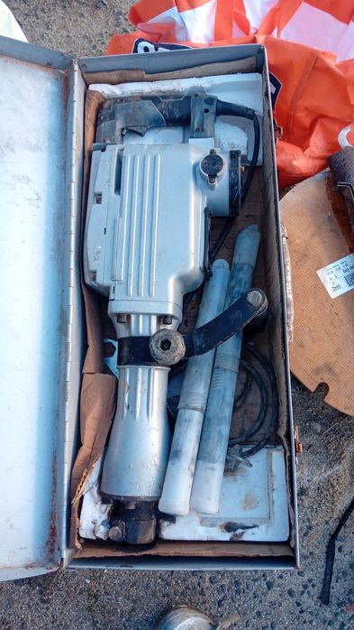 Vendo martelo demolidor