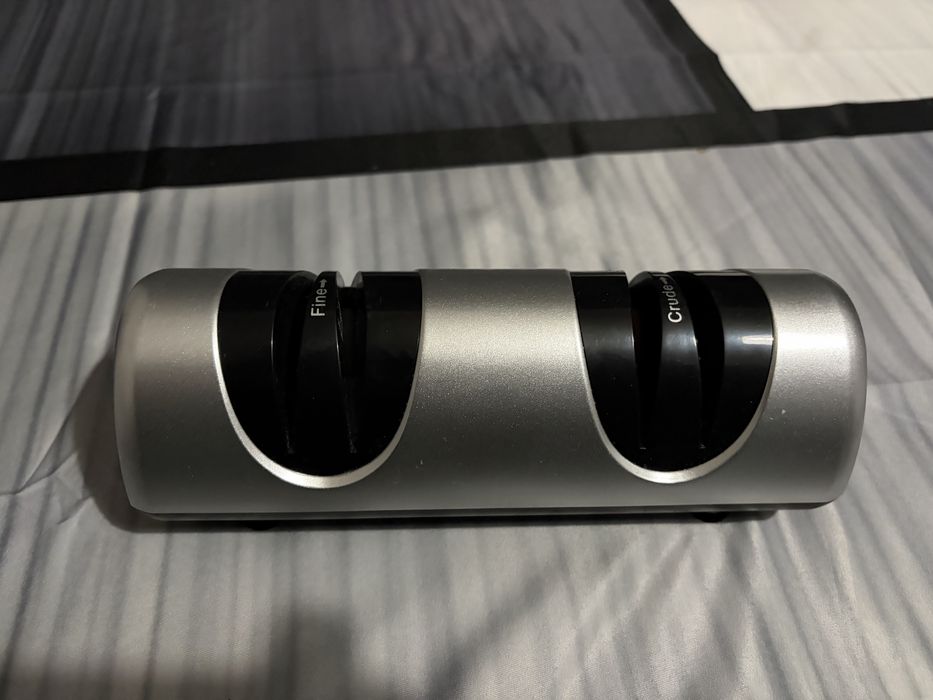 Electric Knife Sharpener446993399232614404