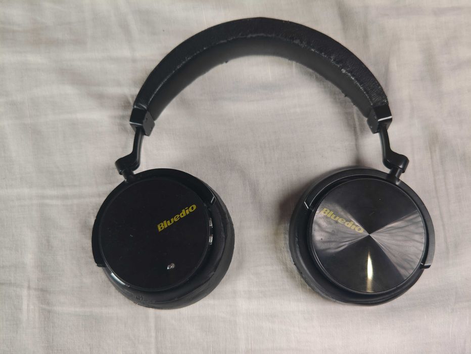 Безпровідні навушники bluedio T5