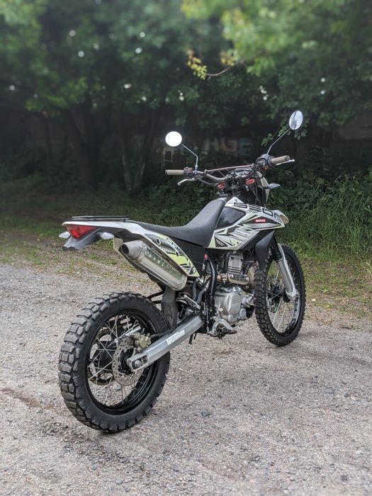 Geon dakar twincam 250 рідинне охолодження
