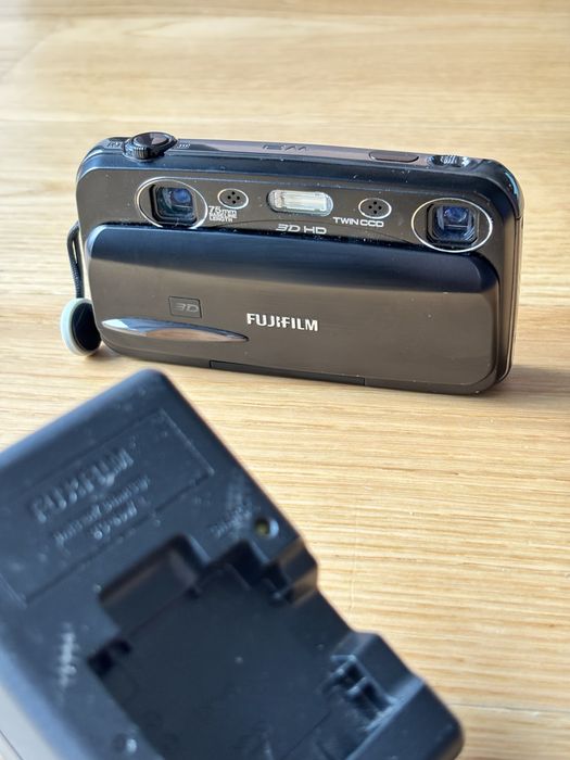 Fujifilm FinePix Real 3D W3