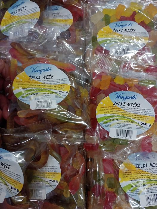4 paczki żelek razem 1kg mega cena