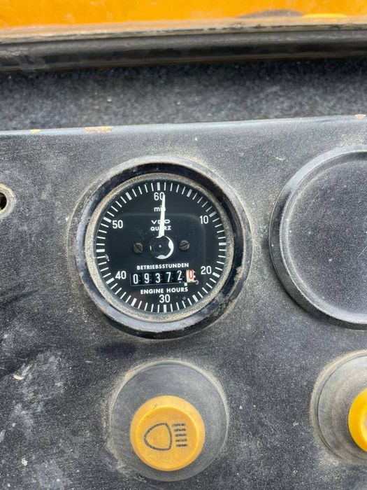 Бульдозер Hanomag D500E turbo,