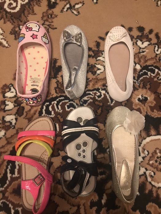 Туфли, босоножки, кеды, ботинки