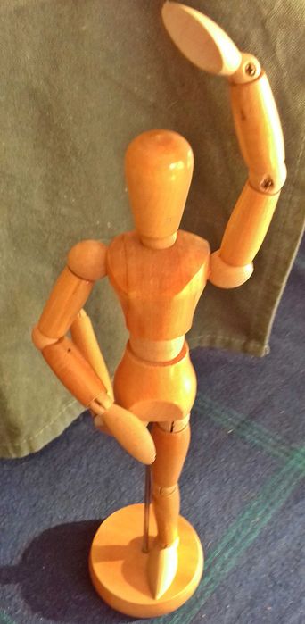 Modelo Corpo Humano articulado em madeira. Todas as posturas