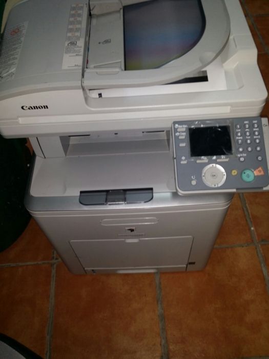 Multifunções A4 e A5 Canon C 1028iF