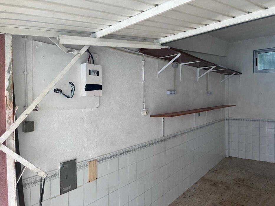 Garagem para Arrendar, Quinta da vinha Carcavelos.