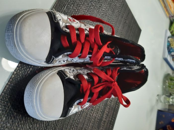 Trampki Star Wars jak convers r.31 stan bardzo dobry!!!