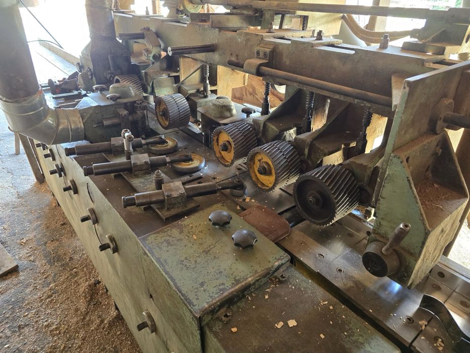 Станок деревообробний звоніть на телефон смс не відповідаю