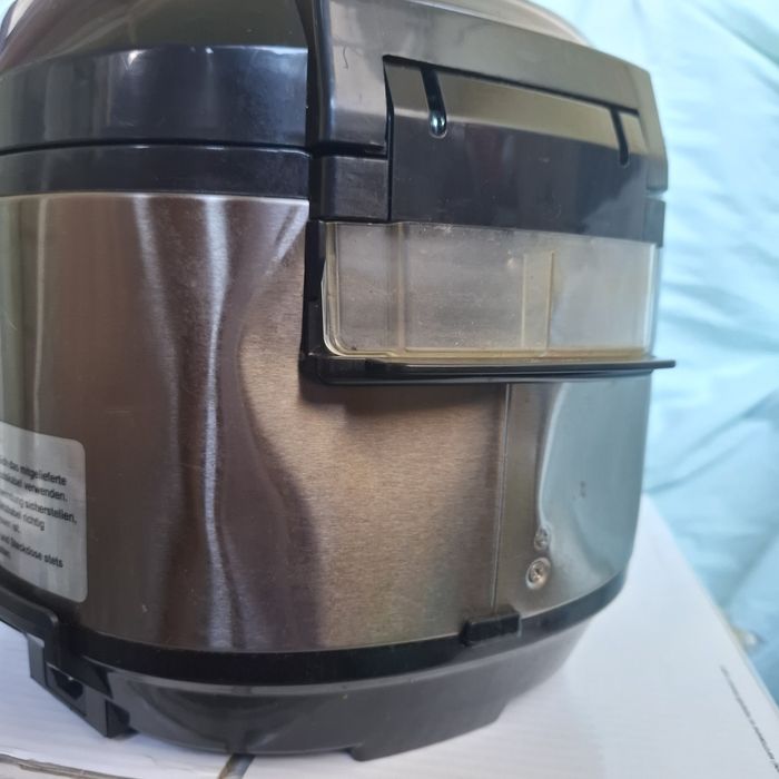 Мультиварка-скороварка BOSCH