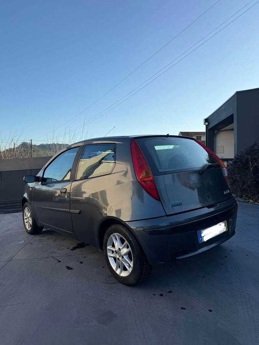 Fiat Punto 1.2 16v64966362672899122